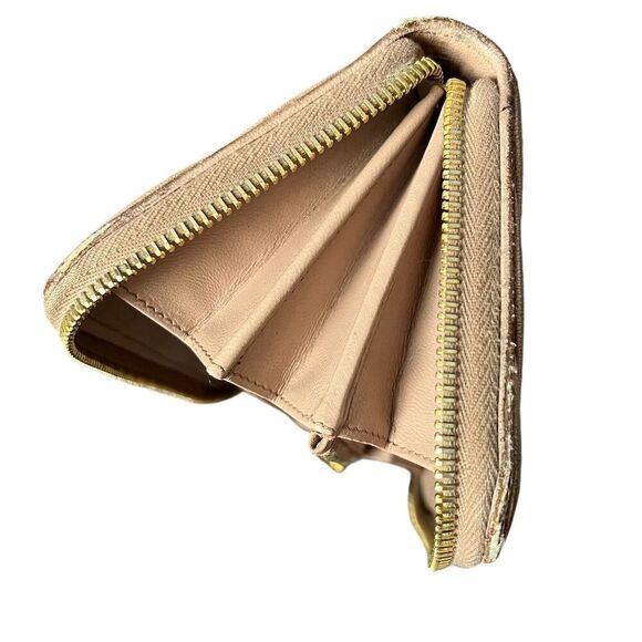 Miu Miu Women's Light Pink Zip-Around Wallet - Picture 10 of 11